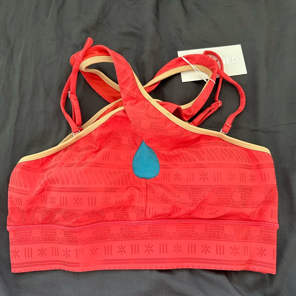 Crowned Athletics Moana Wayfinder Sports Bra